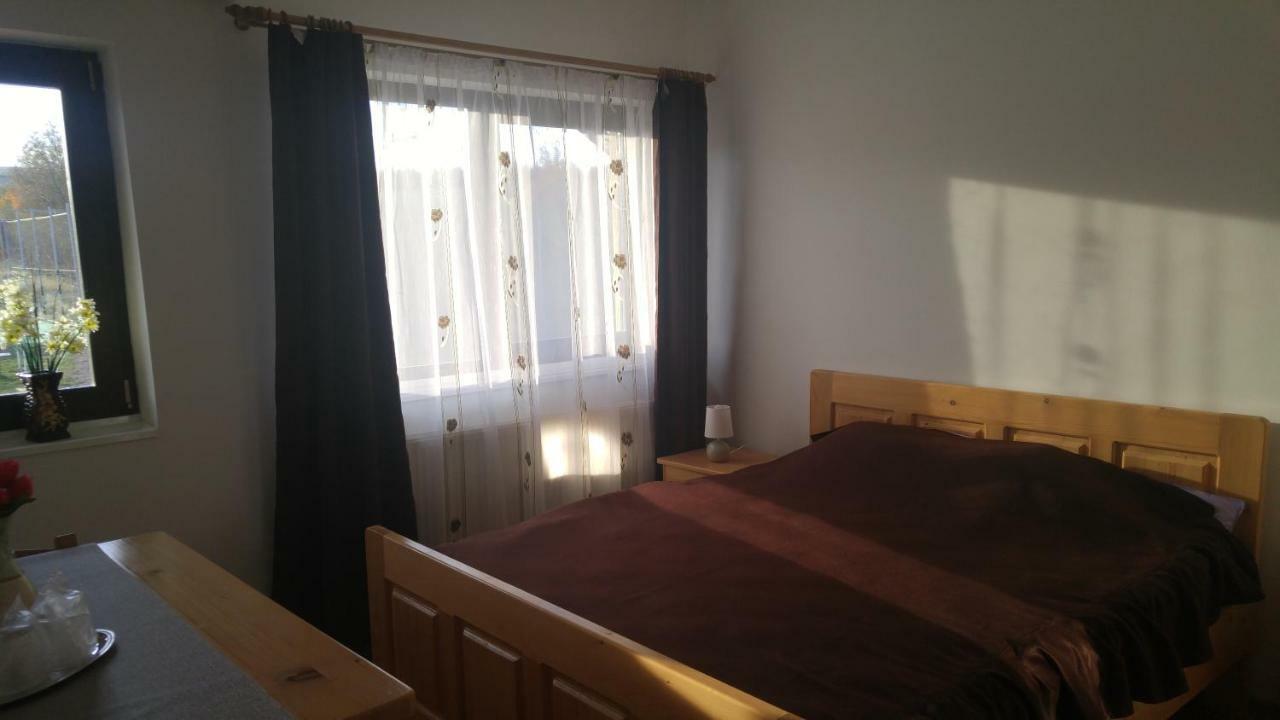 Hotel Pensiunea Casa Vanatorului Oteleni Exteriér fotografie