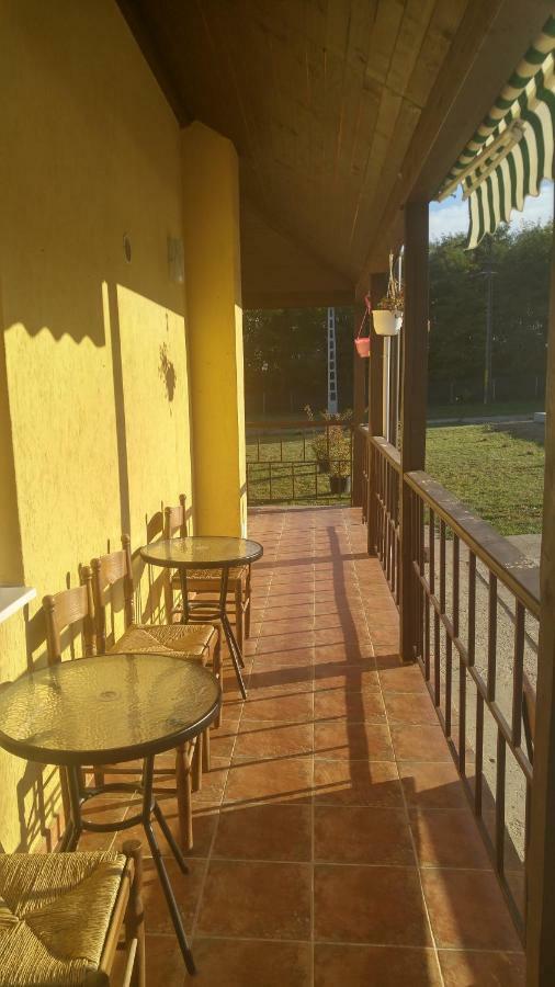 Hotel Pensiunea Casa Vanatorului Oteleni Exteriér fotografie