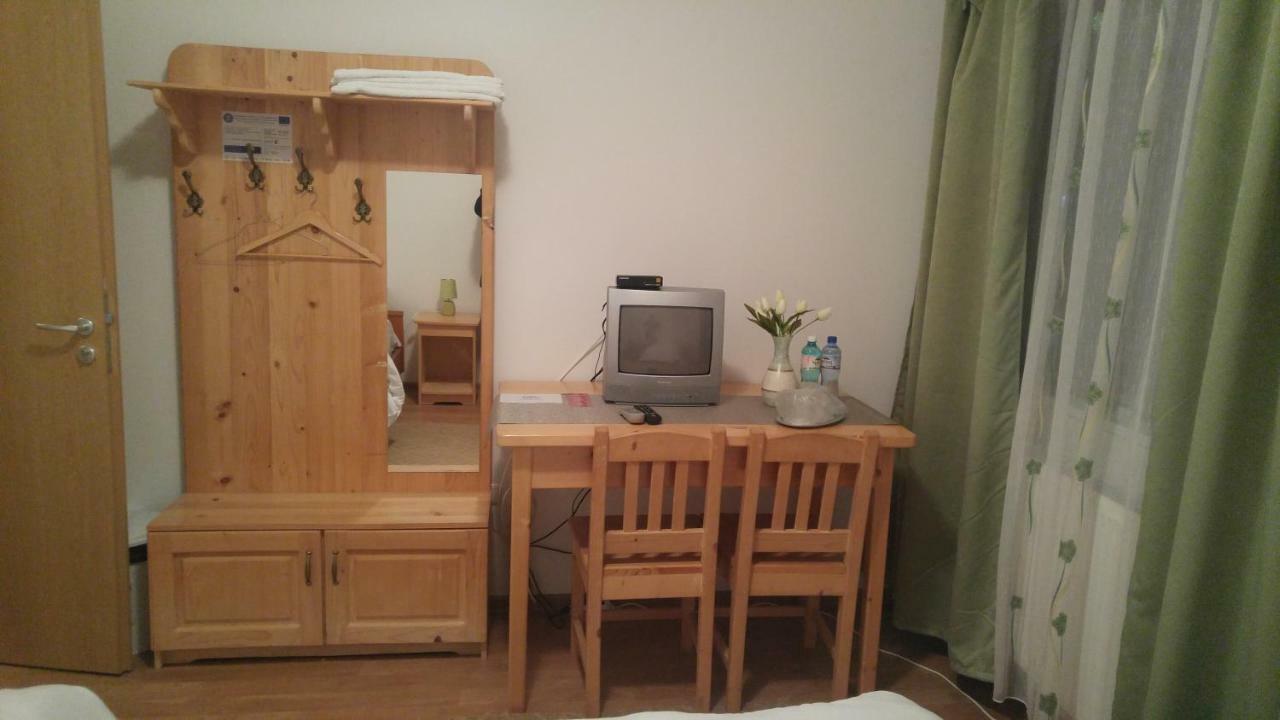 Hotel Pensiunea Casa Vanatorului Oteleni Exteriér fotografie
