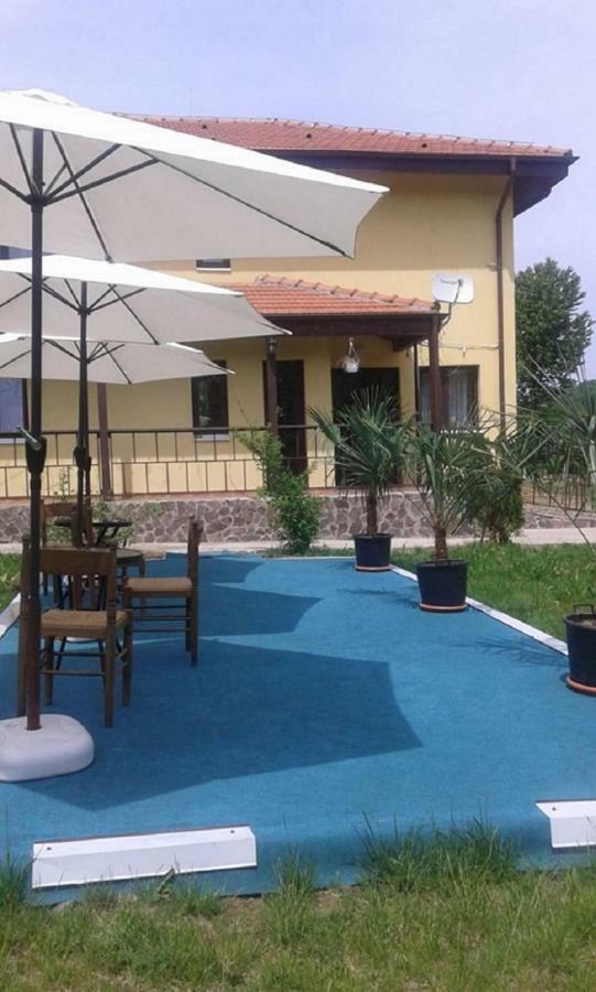 Hotel Pensiunea Casa Vanatorului Oteleni Exteriér fotografie